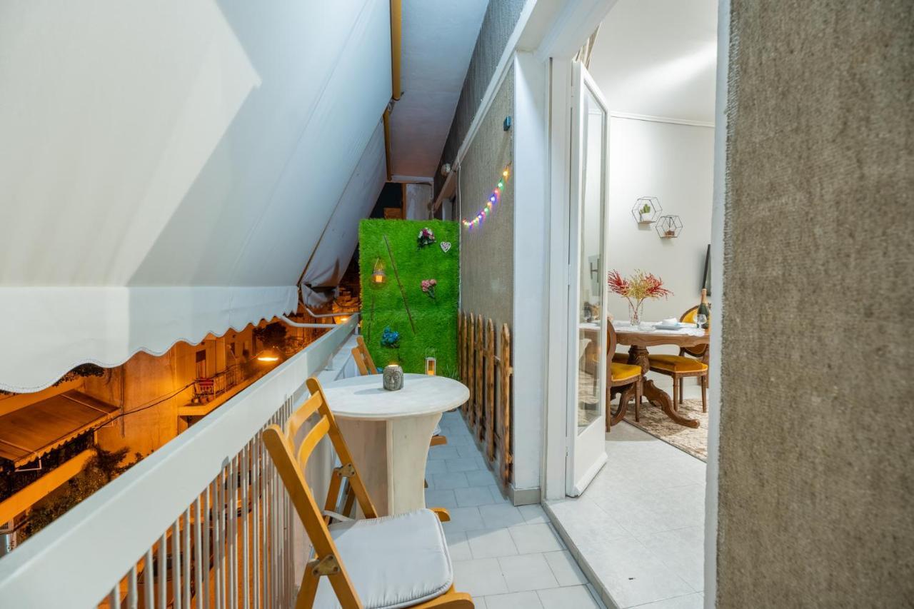 Neoclassic Modern Apa Ath Apartment Athena Bagian luar foto