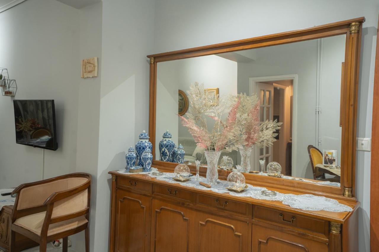 Neoclassic Modern Apa Ath Apartment Athena Bagian luar foto